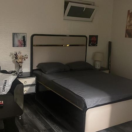 Apartment On Botanikuri Тбилиси Екстериор снимка