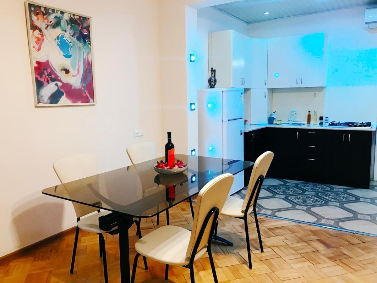Apartment On Botanikuri Тбилиси Екстериор снимка